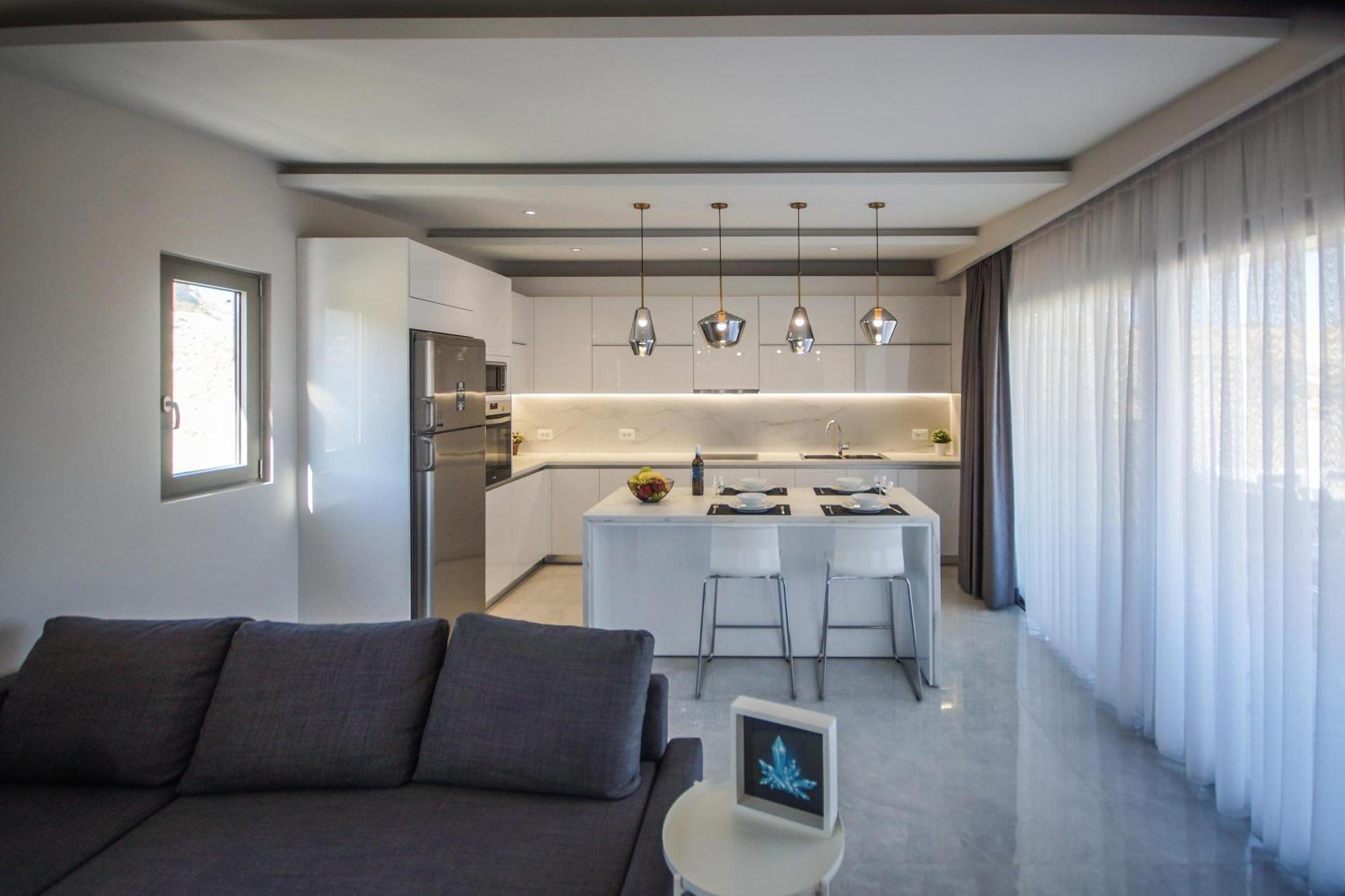 Aquamarine Luxury Suites Арханґелос Екстер'єр фото